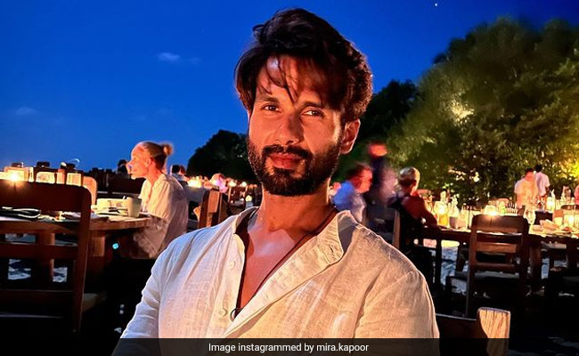 Shahid Kapoor's Maldives Breakfast Is What Morning Bliss Looks Like